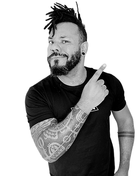 André apontando fundo tranps (1).png
