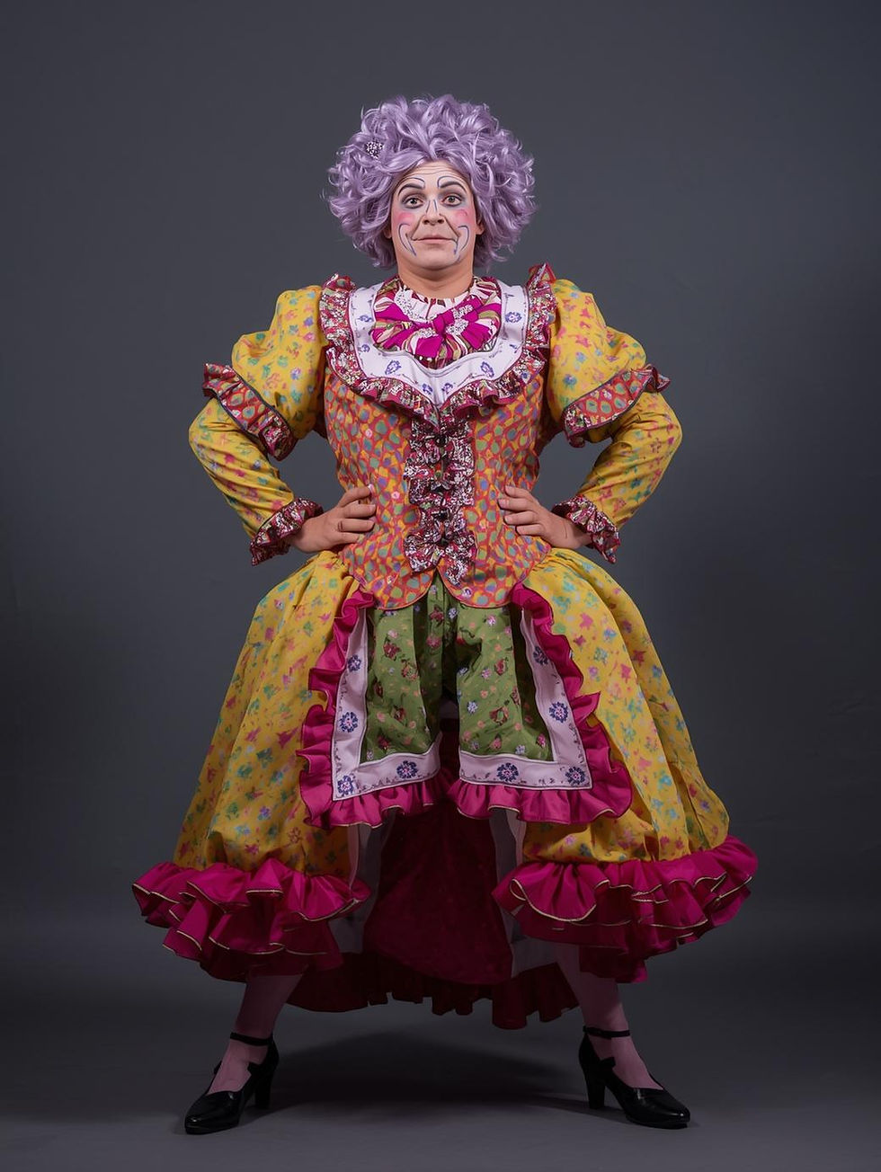 Thumbnail: PANTOMIME DAME COSTUMES (M)
