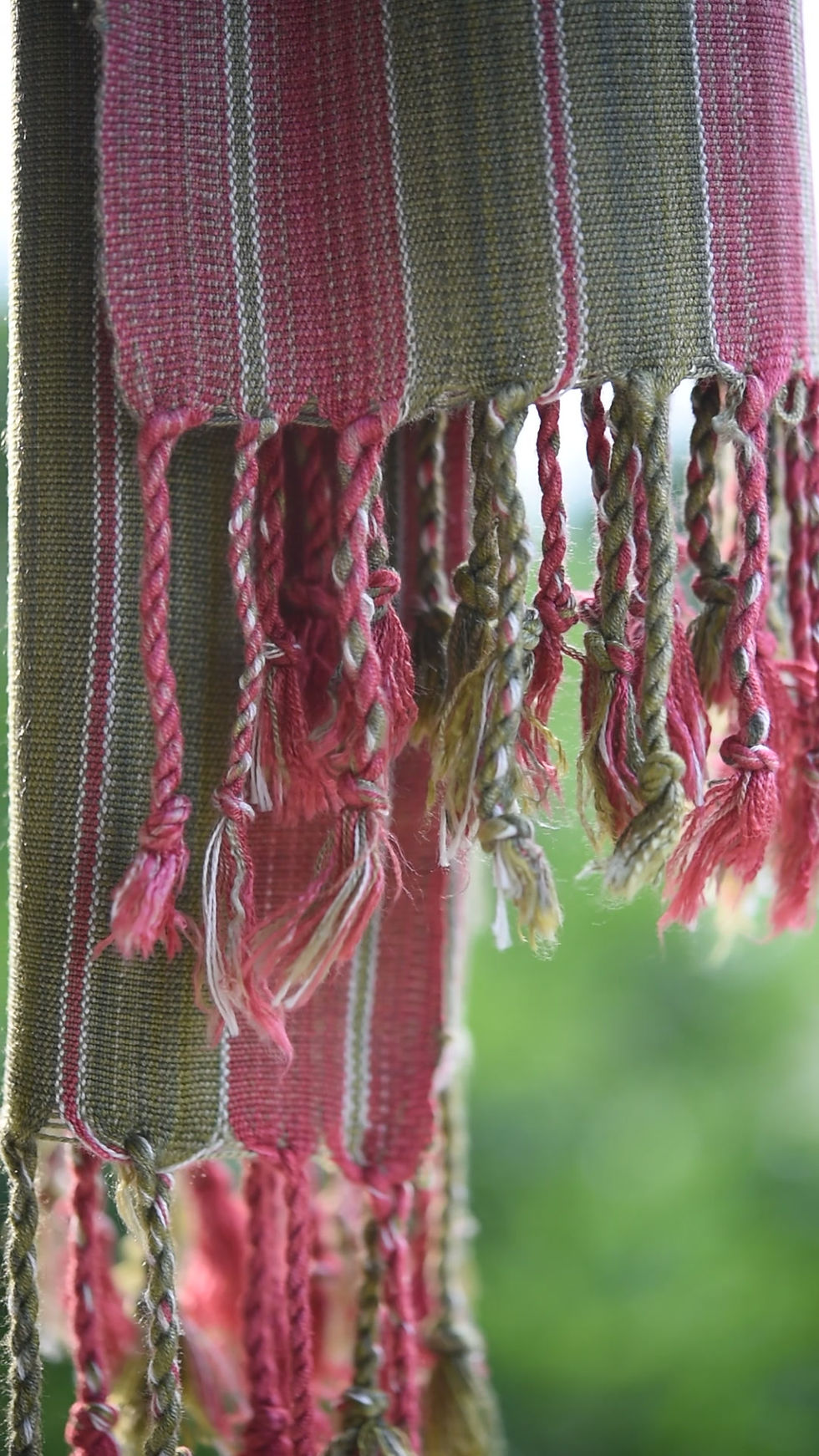 ภาพขนาดย่อ: Merrisaan Pah Kaomar Scarves/Shawls