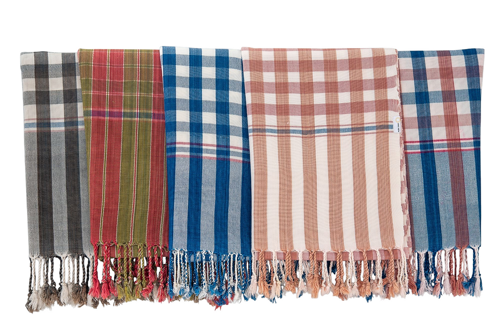 Thumbnail: Merrisaan Pah Kaomar Scarves/Shawls