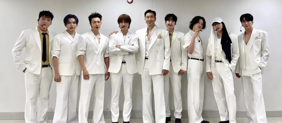 Super Junior achieves personal record in first-week sales 20 years after debuting with 'Super Junior25'