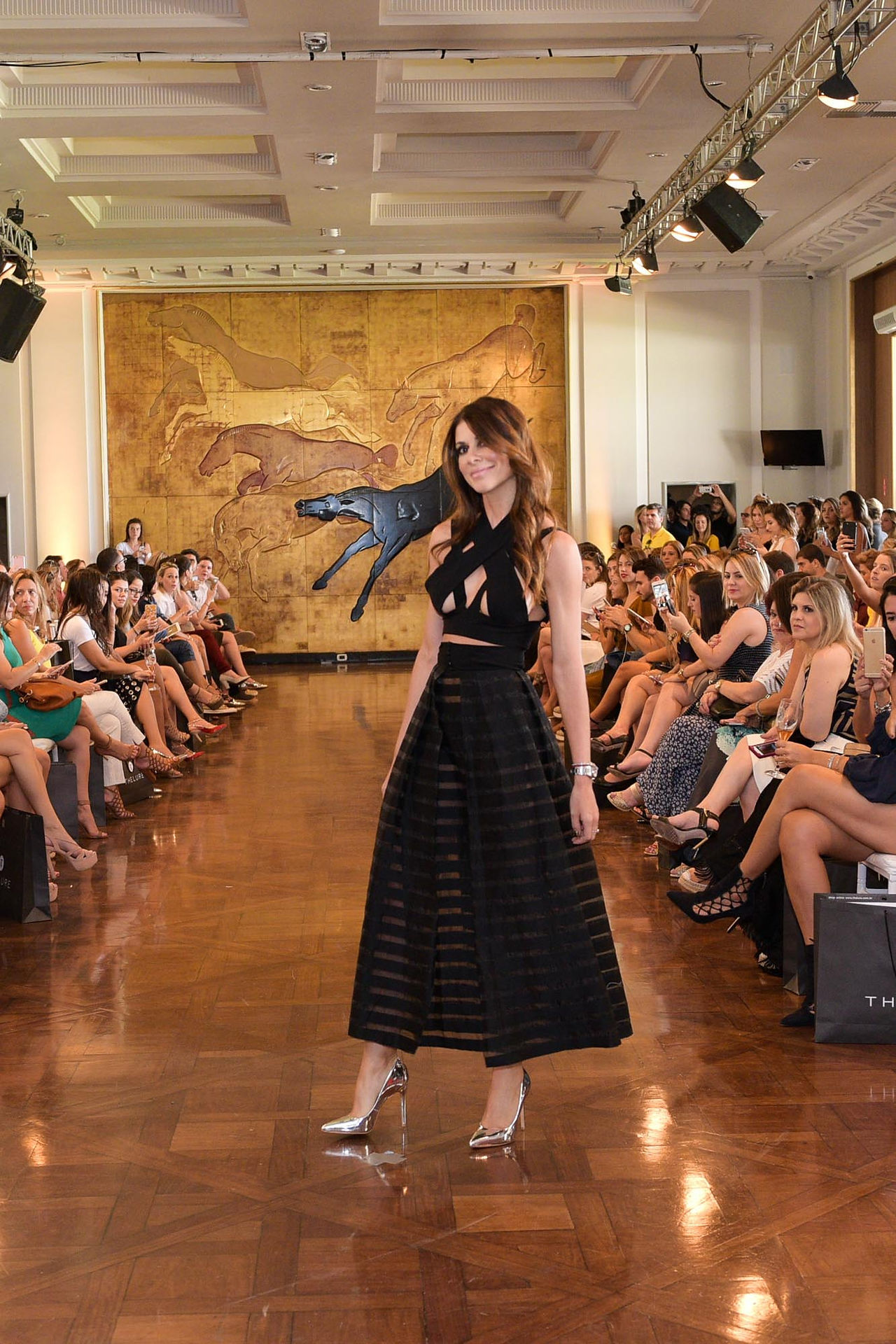 Desfile Thelure