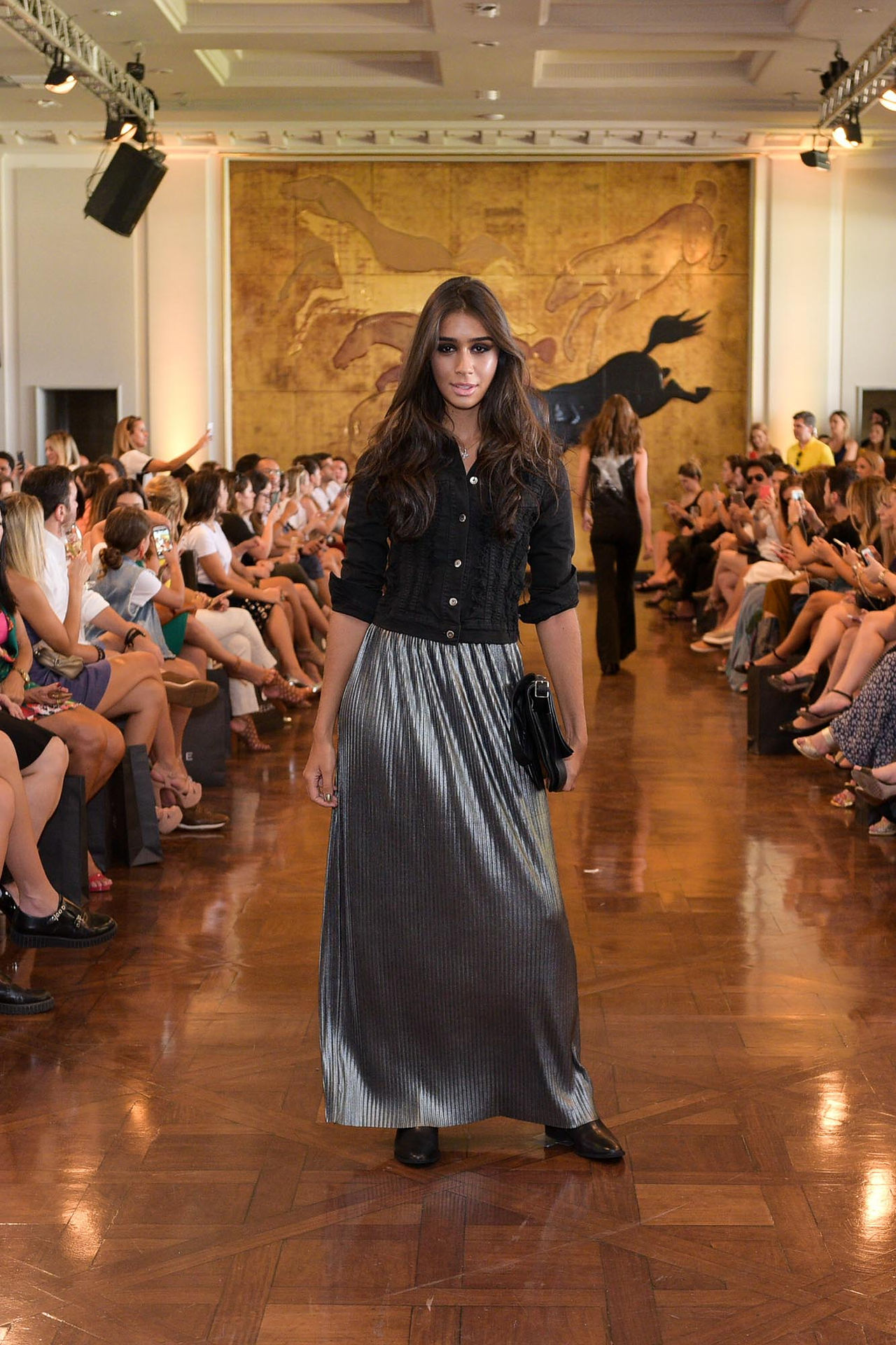 Desfile Thelure