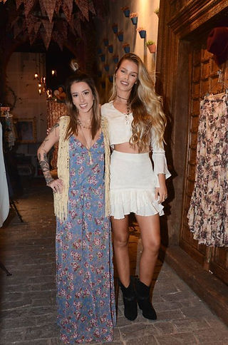 Mari Freire e Yasmin Brunet