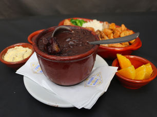 Boteco oferece programação com muito samba de qualidade e feijoada aos finais de semana