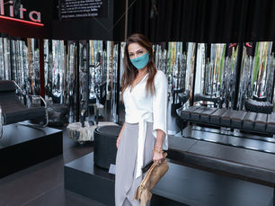 Breton recebe convidados em seu showroom durante o DW!