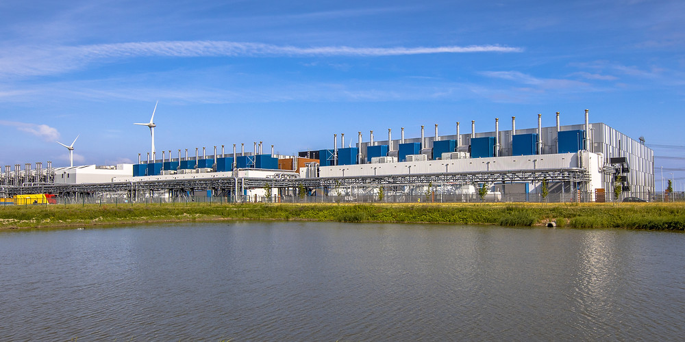 Evaluating a data center for purchasing or investing.