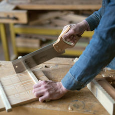 Carpenter de corte de madeira