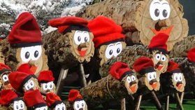  【Traditions English - 50】10 Christmas Traditions From Around The World ( 世界各地的聖誕節傳統 )