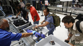 【Aviation English - 35】Airport's Dirty Secret ( 機場的骯髒祕密 )