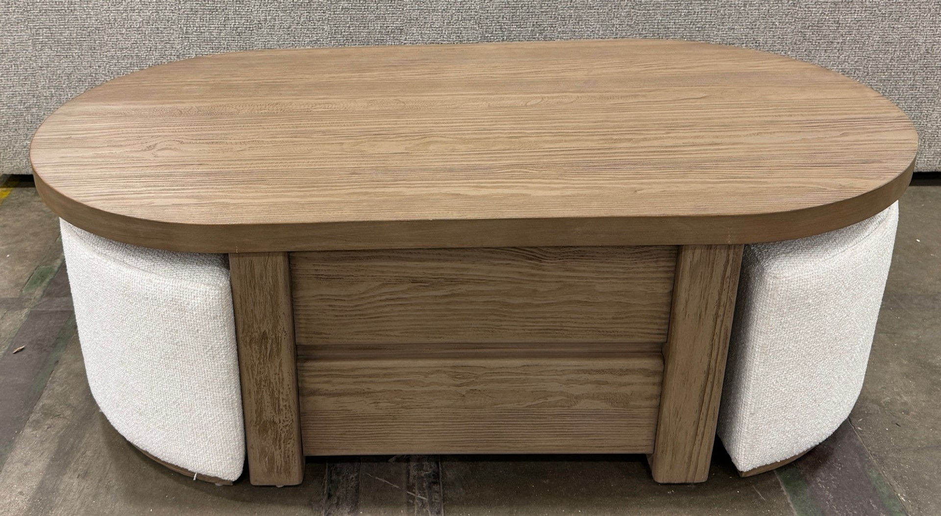 Sharon Lettie Cocktail Table and Stools (51087 639)