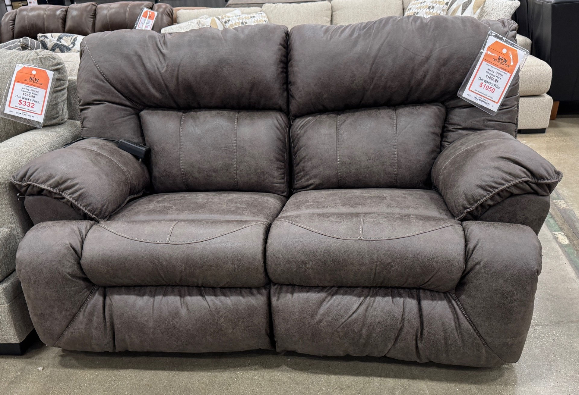 Springfield & Co Atlanta Power Loveseat (44671 1099)