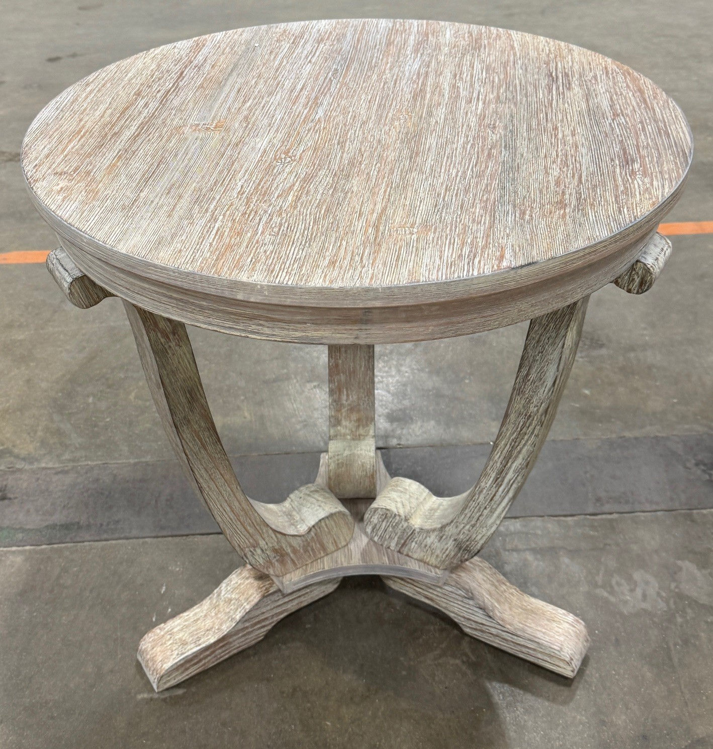 Ashley Carynhurst End Table (3795 2283)