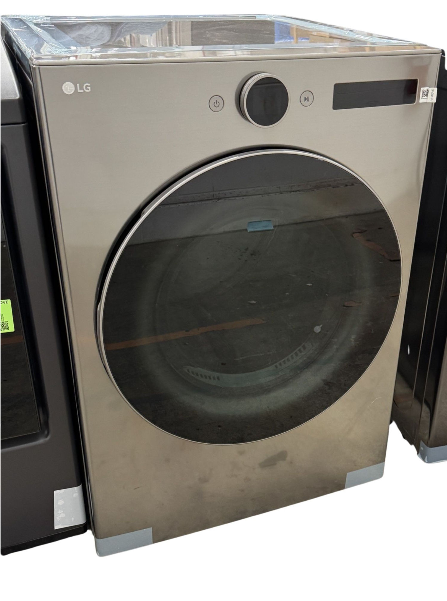LG 7.4 CF Gas Dryer Grey (56827 47)