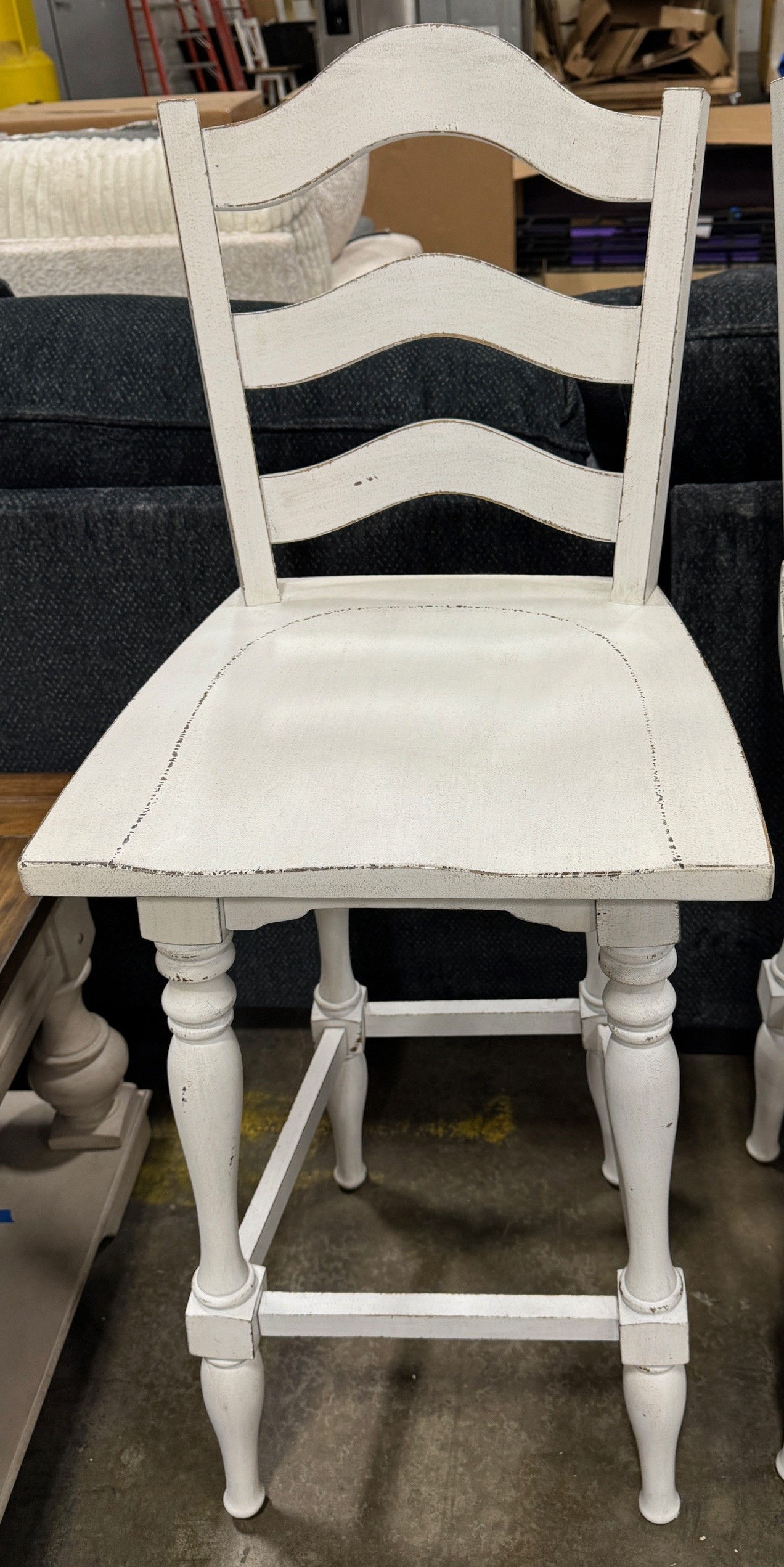 Liberty Magnolia Swivel Bar Stool (6503 5712)