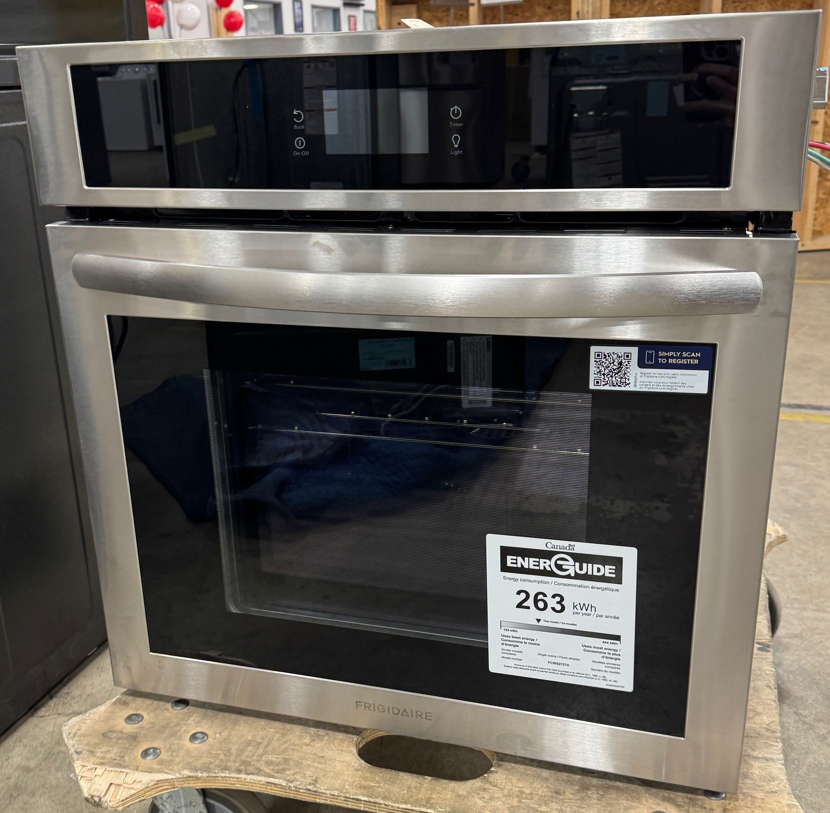 Frigidaire 27in Electric Wall Oven SS (35302 93)