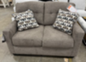 Ashley Mahoney Loveseat (48345 1071)