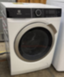Electrolux 2.4 CF Compact Front Load Washer White (45820 31)