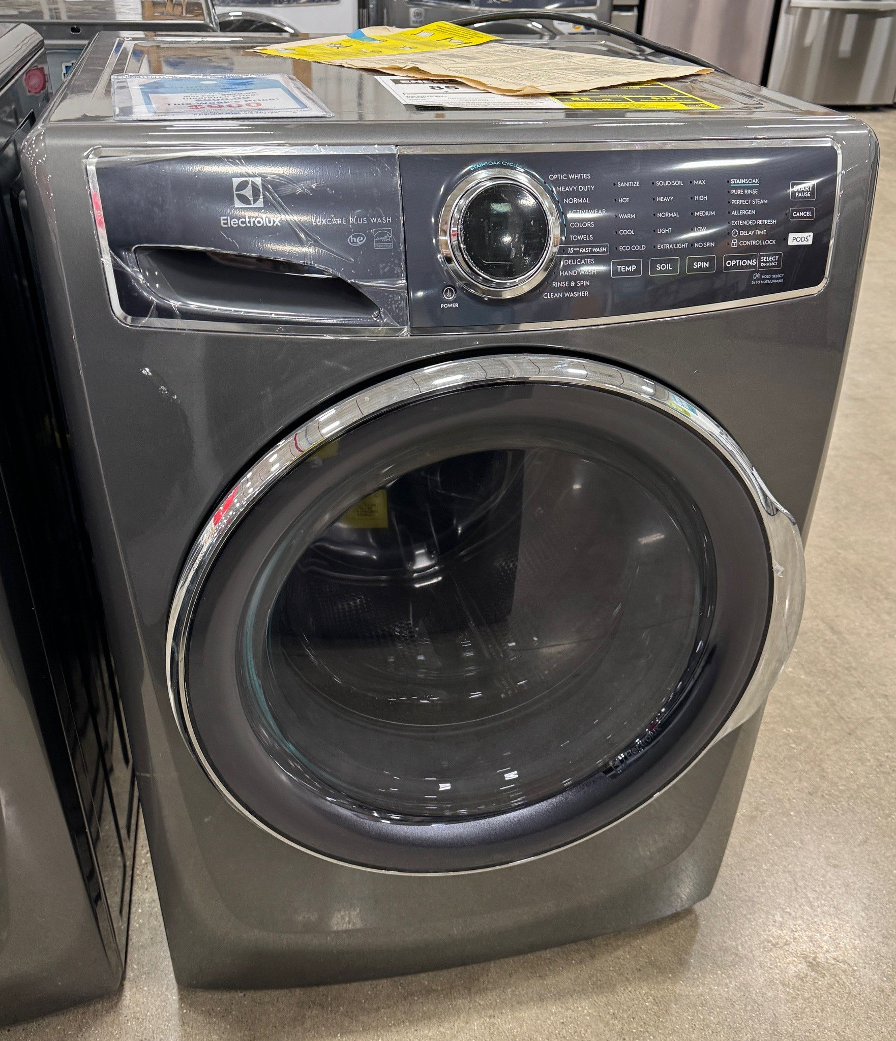 Electrolux 4.5 CF Front Load Washer Titanium (42041 185)