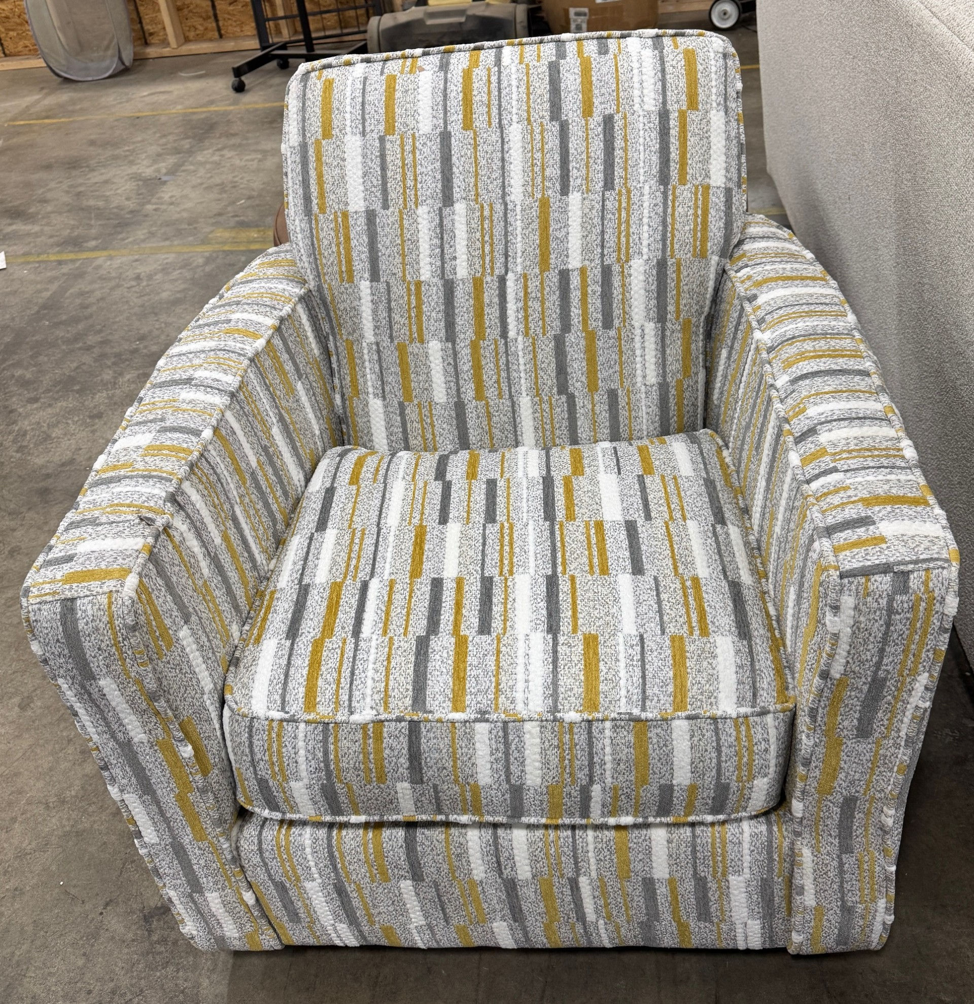 Cityscape Pittsburgh Swivel Chair (48387 1169)