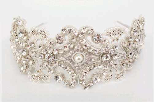 TR1749 £95