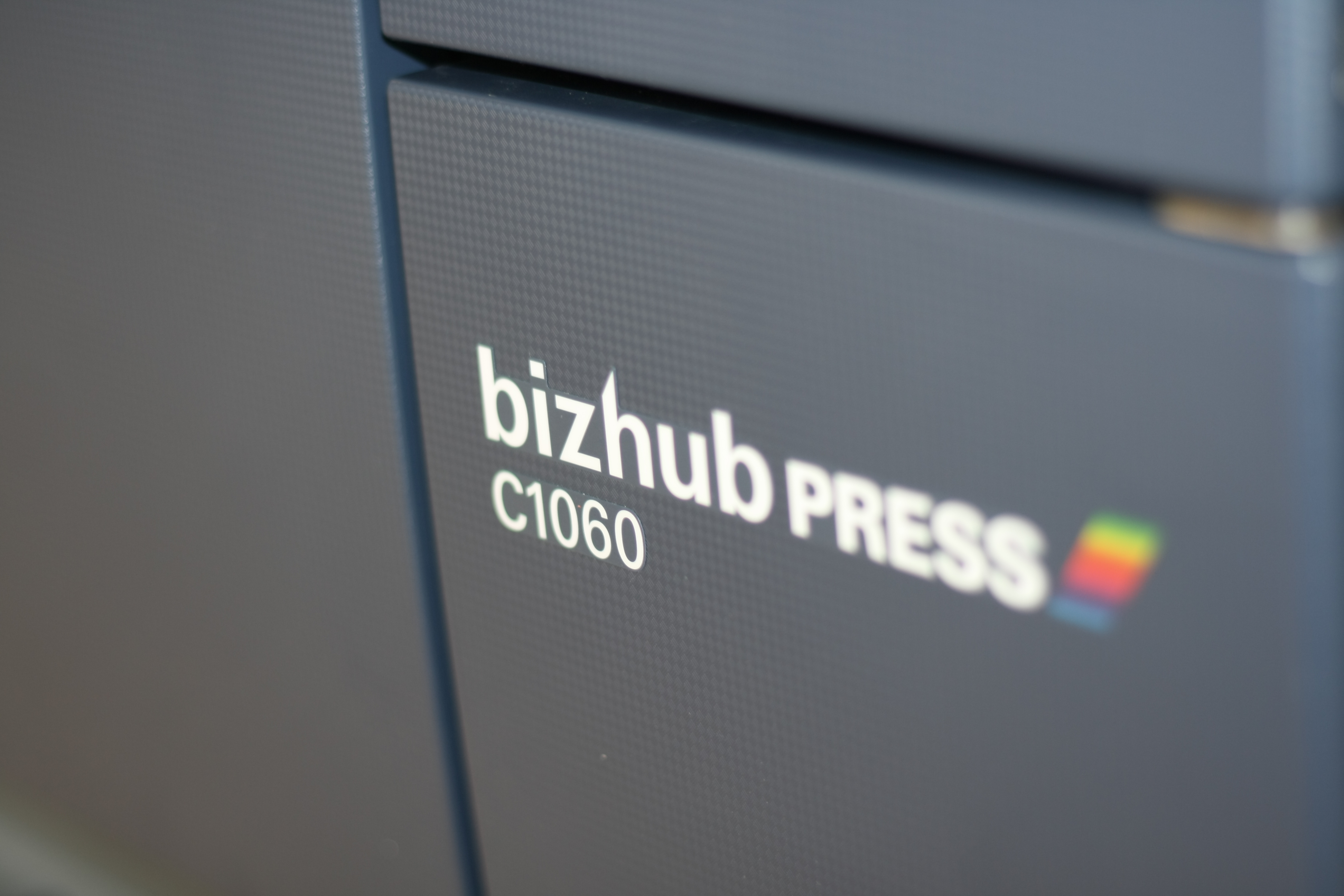 Press Bizhub C1060