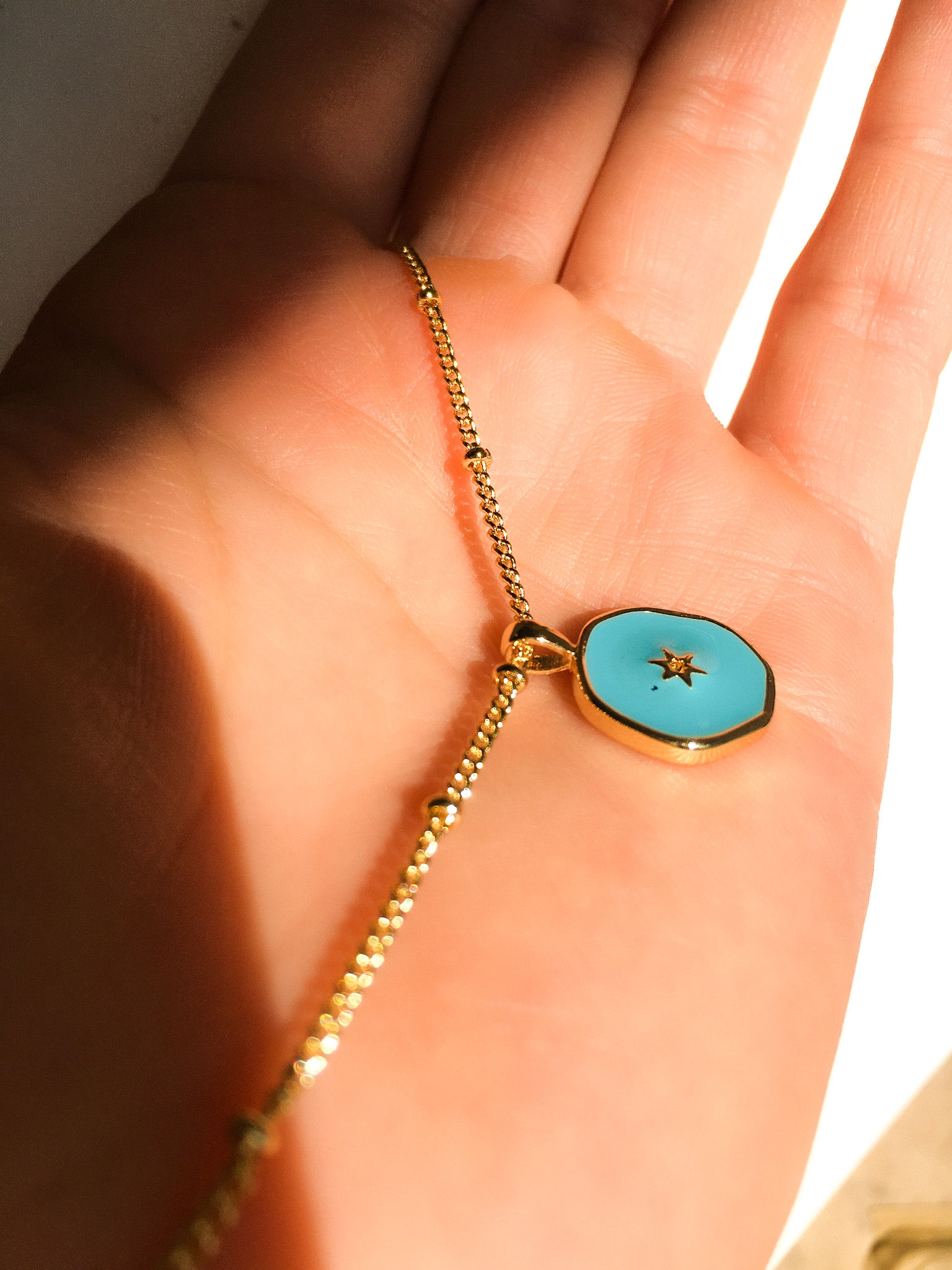 Collar estrella celeste - cadena grapa/ Oro lamino de 18k