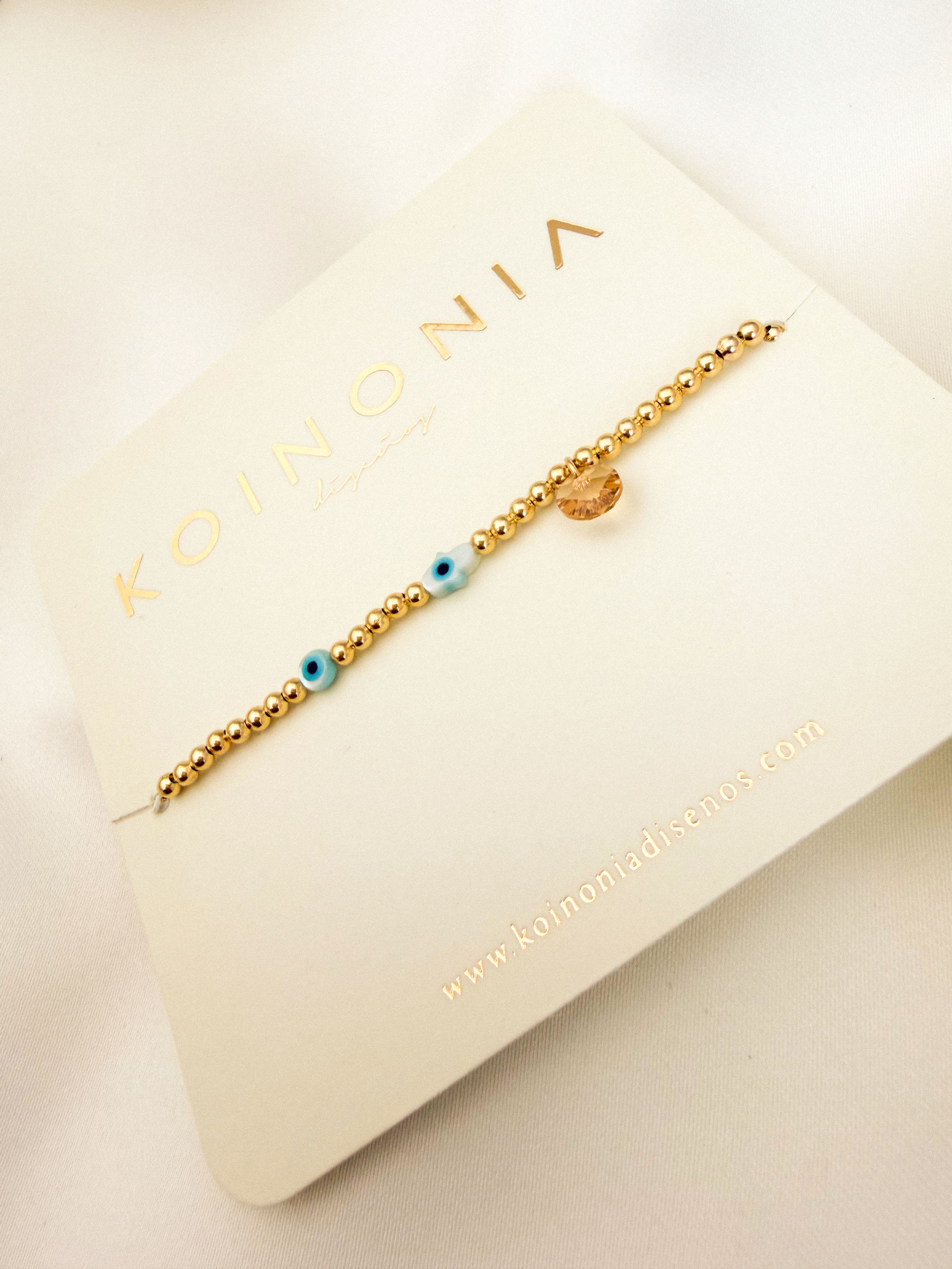 PULSERA PAOLA 05 MADRE PERLA Y SWAROVSKI  - ORO LAMINADO
