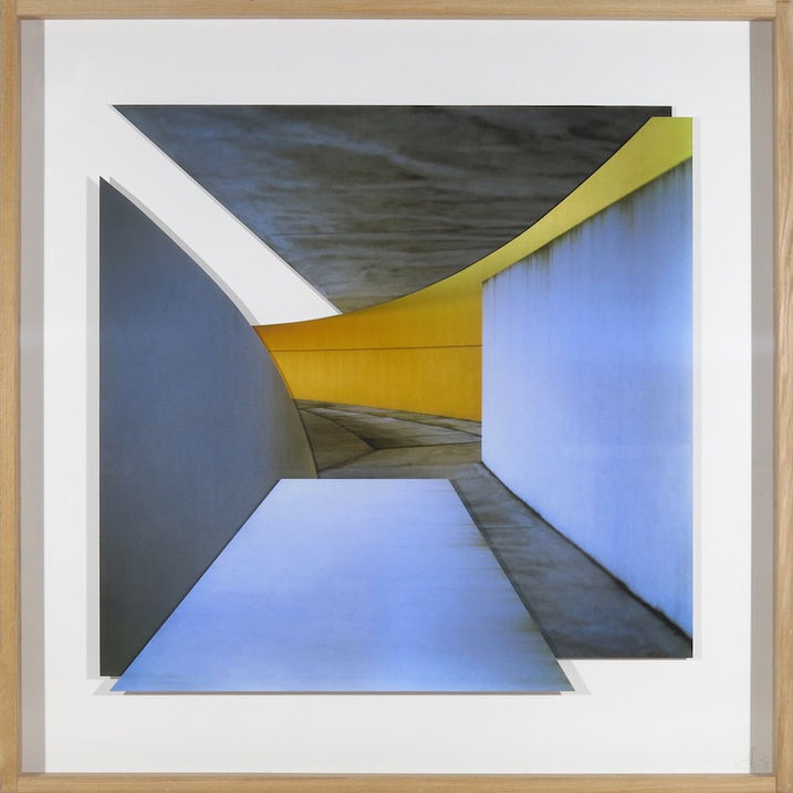 Quadratische kleine Fotografiecollage von Patrik Grijalvo in blau gelb