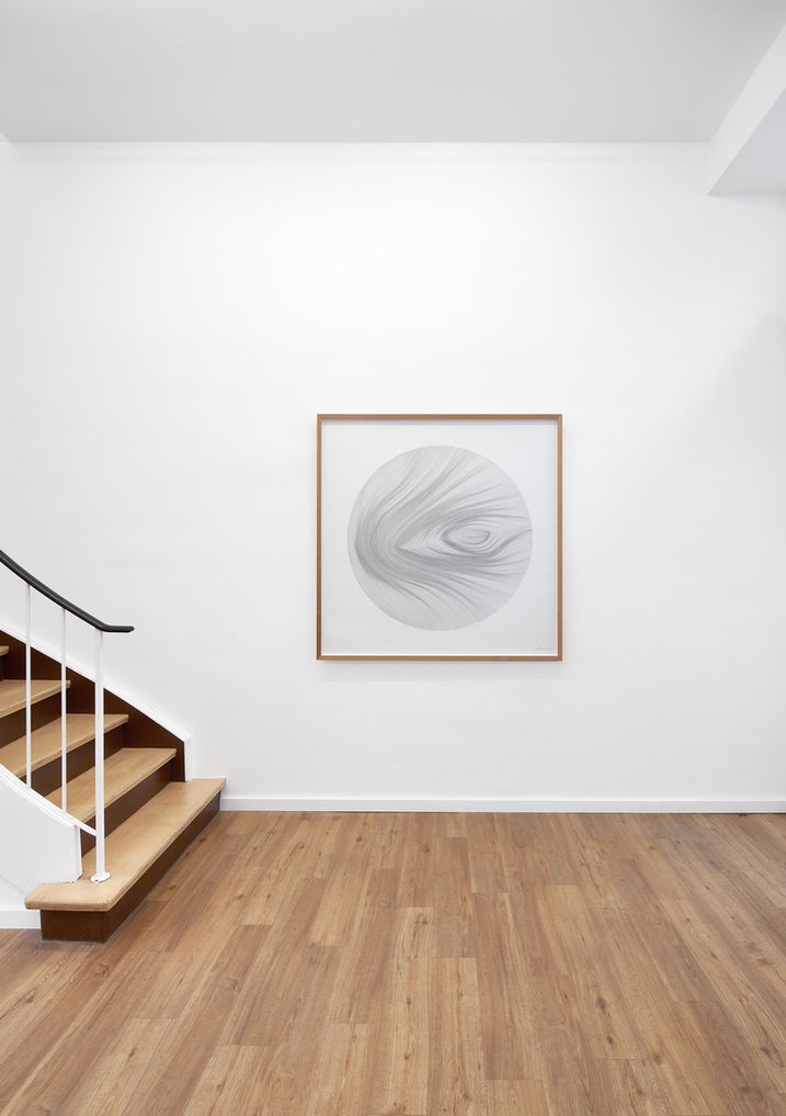 Minimalistische Linienzeichnung von John Franzen aus der Serie „Each Line One Breath“, zeitgenössische Kunst bei Schlieder Contemporary