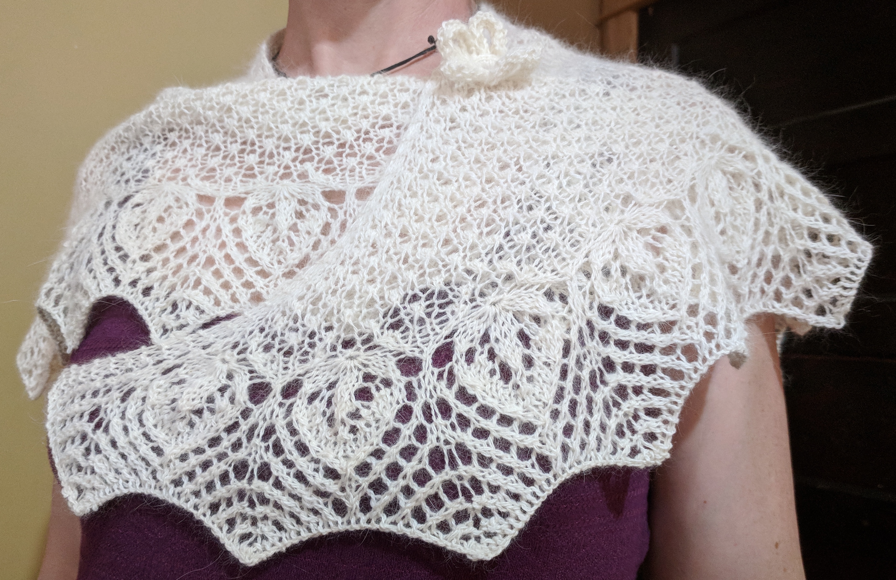 Snowdrop Shawlette