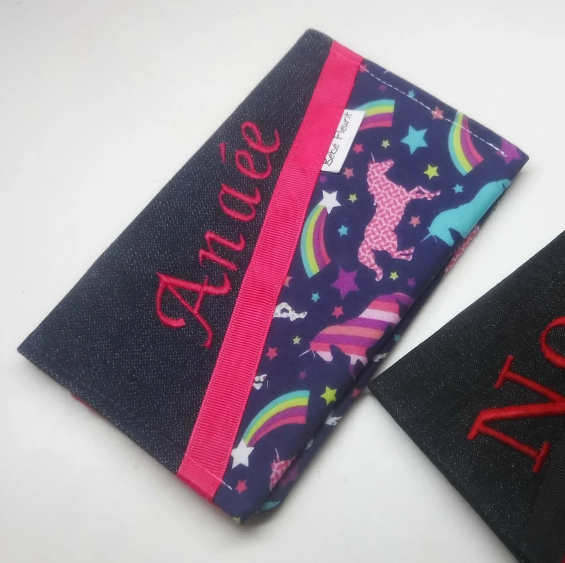 protège carnet santé personnalisé , protège carnet vaccination québec