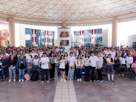 Gobernadora invita a estudiantes de bachillerato a aprovechar apoyos que hoy reciben para construir sus sueños 