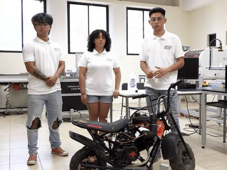 Estudiantes Universitarios de Yucatan Crean Motocicleta Que Usa Agua Como Combustible