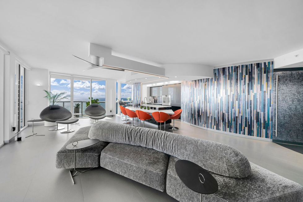 6365 Collins Ave #2301_1oakstudios_02.jpg