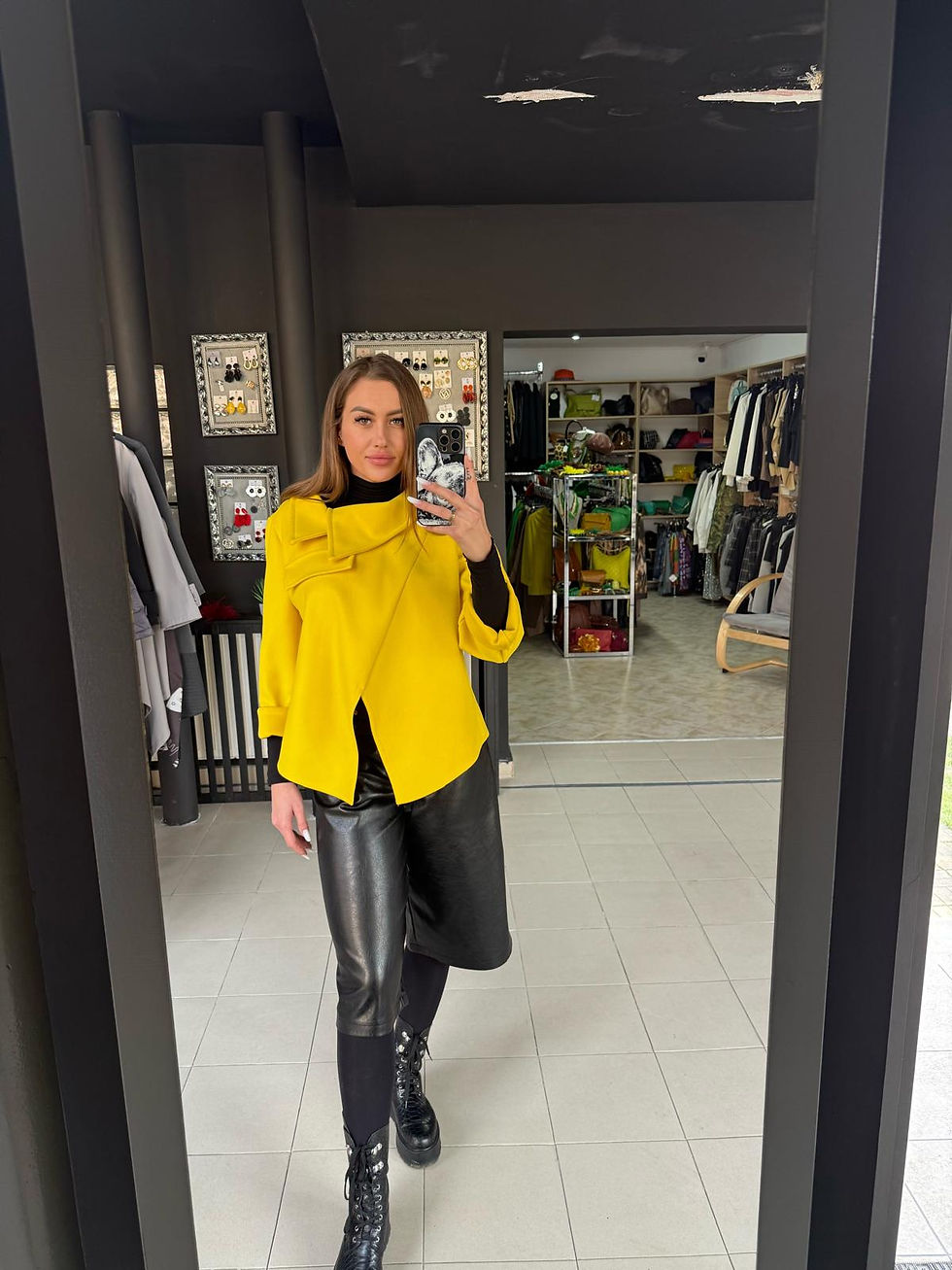 Miniatură: tunica dama galbena Sarena Yellow cu design asimetric si guler decorativ