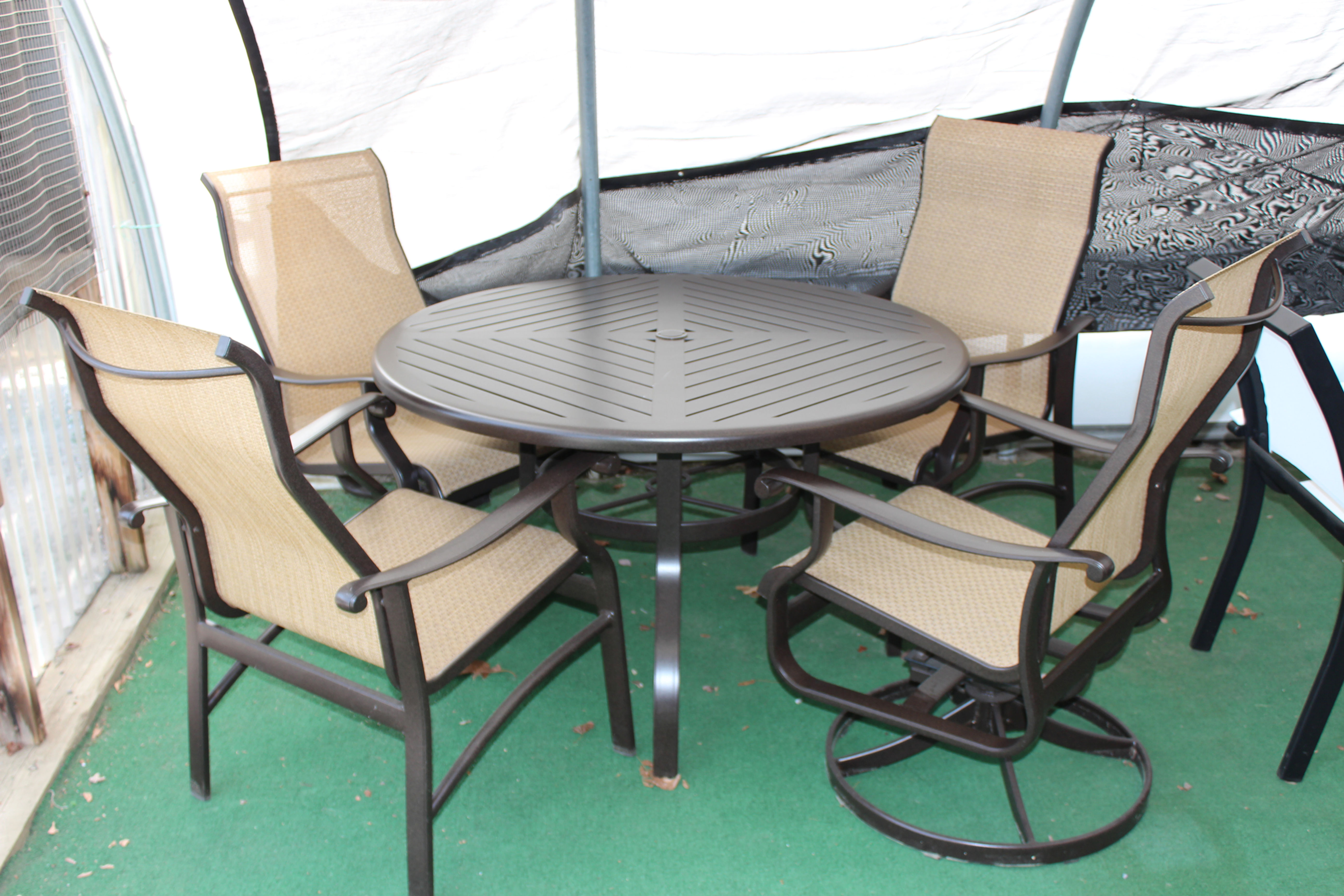 5pc 48" Round Sling Dining ( CONTACT FOR PRICING )