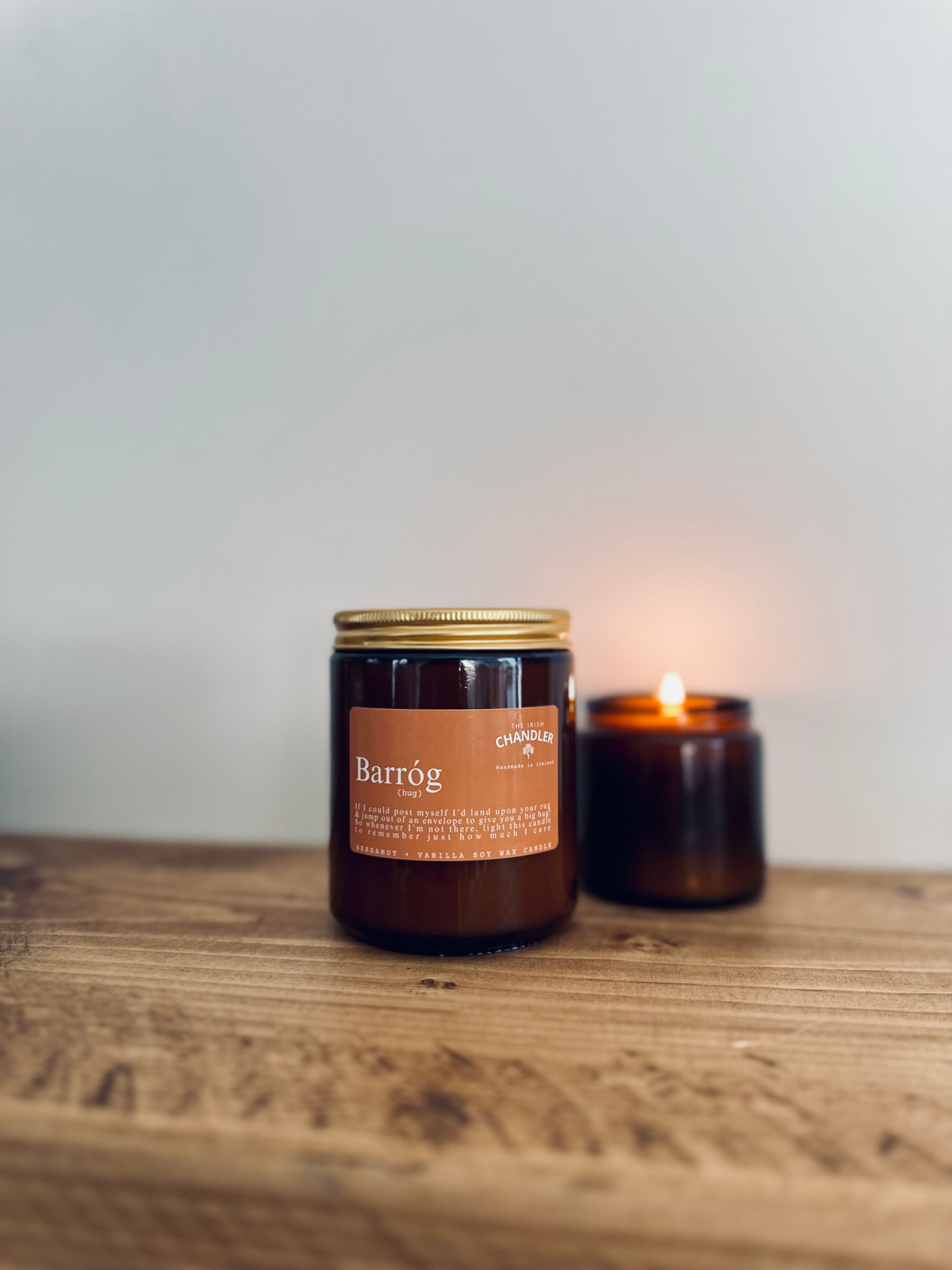 Barróg (hug) Candle