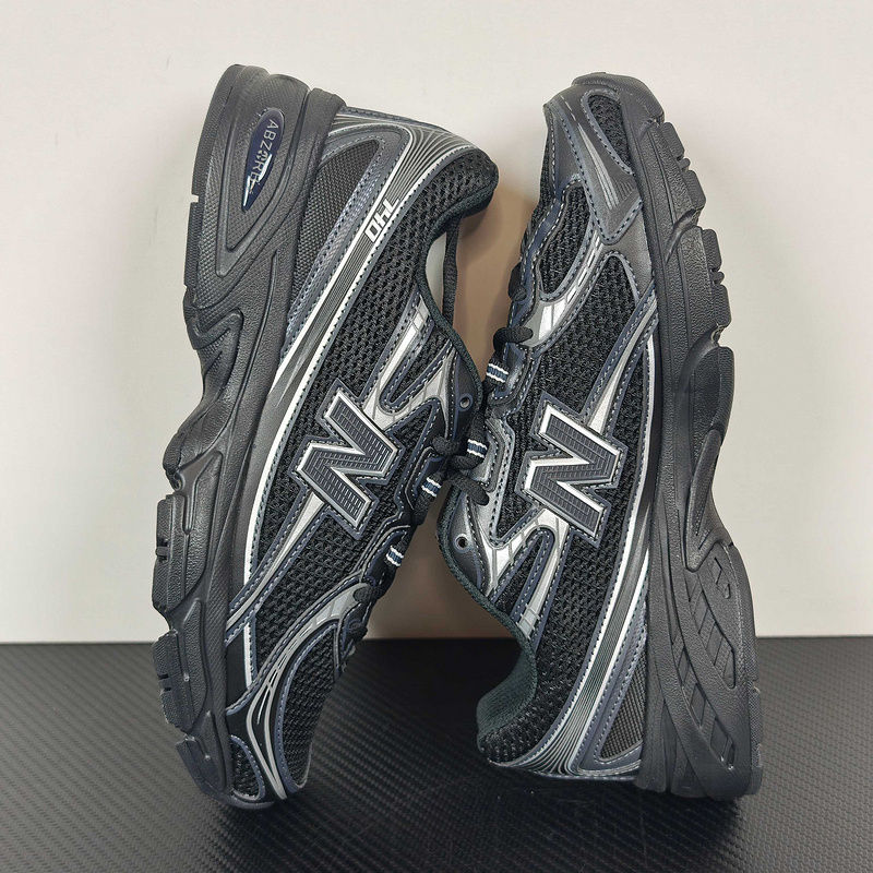 Miniatura: New Balance 740 Black