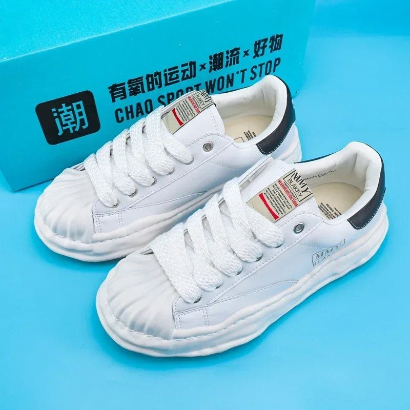 Miniatura: MAISON MIHARA White