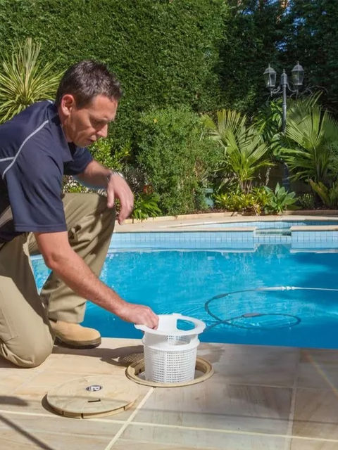 A Comprehensive Guide to Choosing The Right Pool Cleaner for Sale