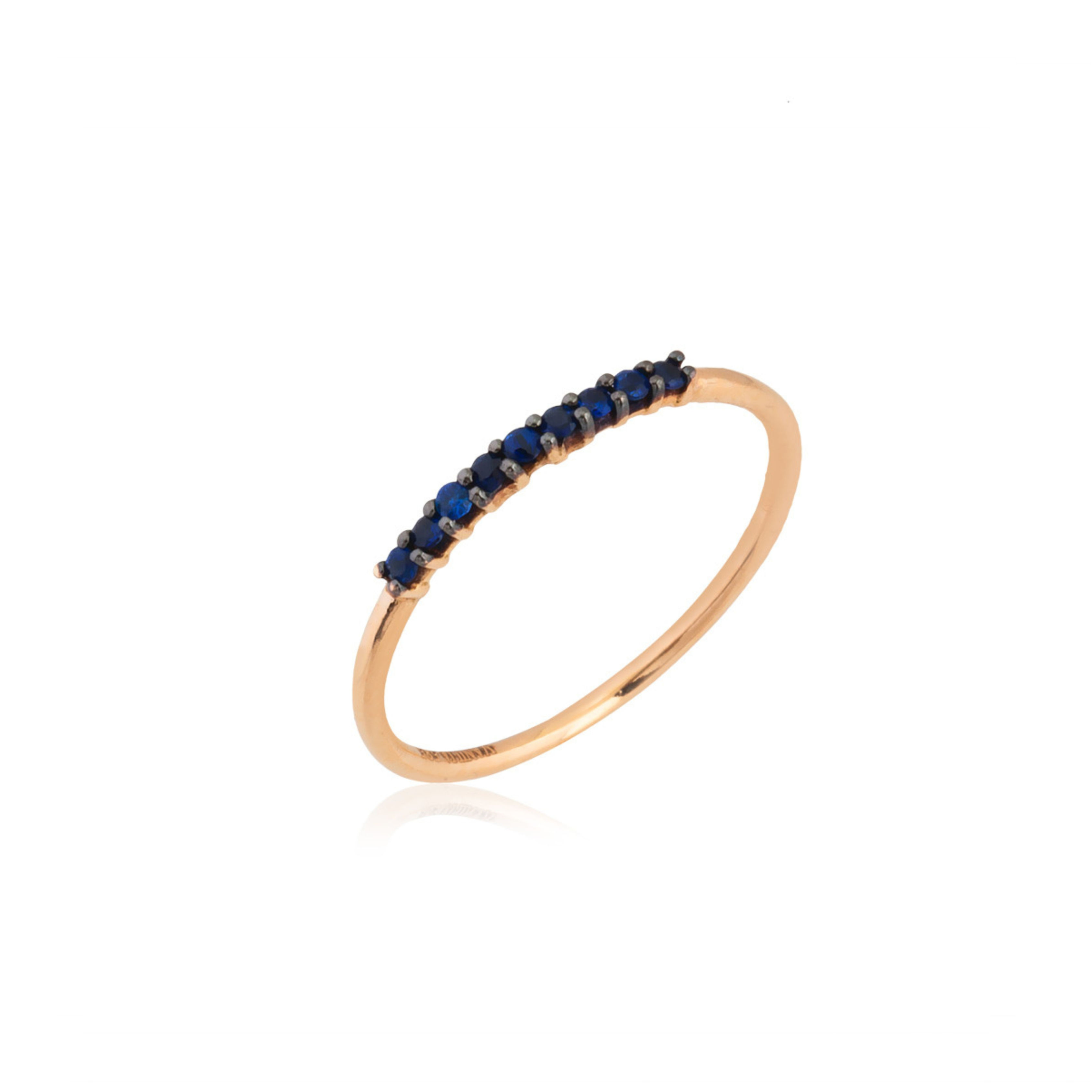 Vékony rozéarany gyűrű kék zafírokkal/Thin rose gold ring with blue sapphires