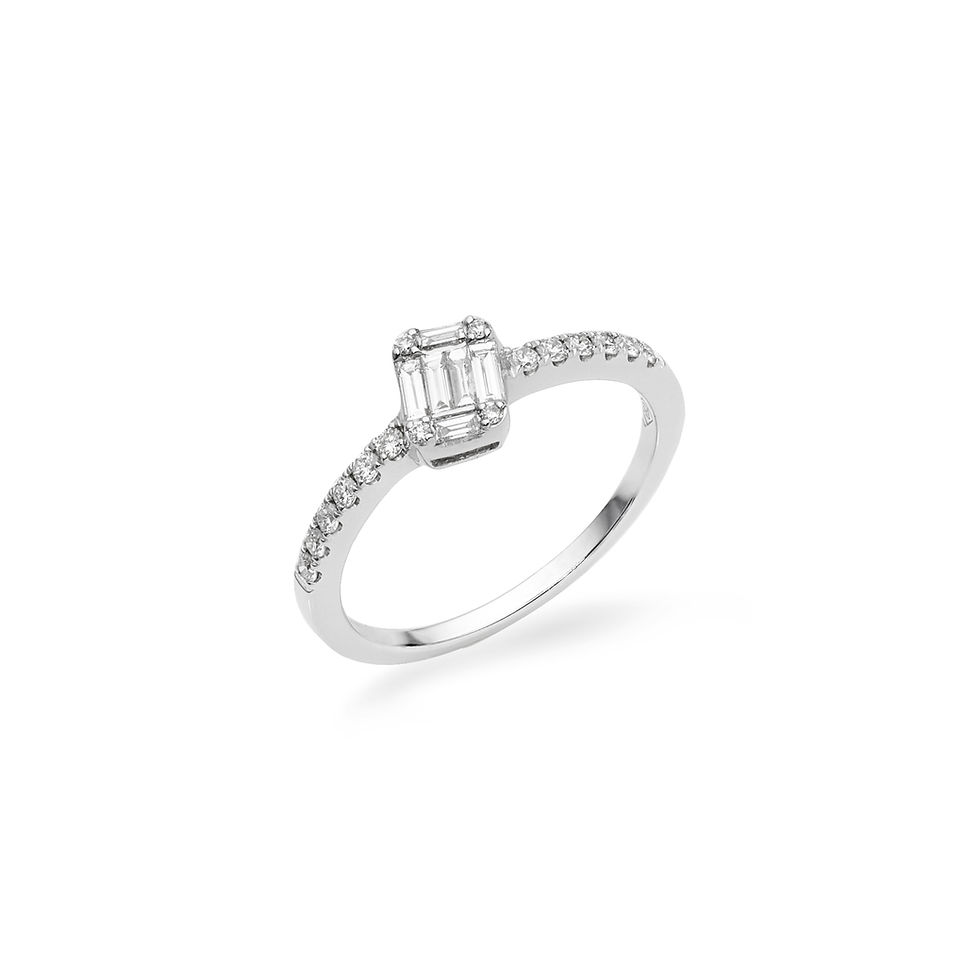Fehérarany „invisible” foglalatos ferdített bagett gyémántgyűrű-White gold "invisible" set baguette cut diamond ring