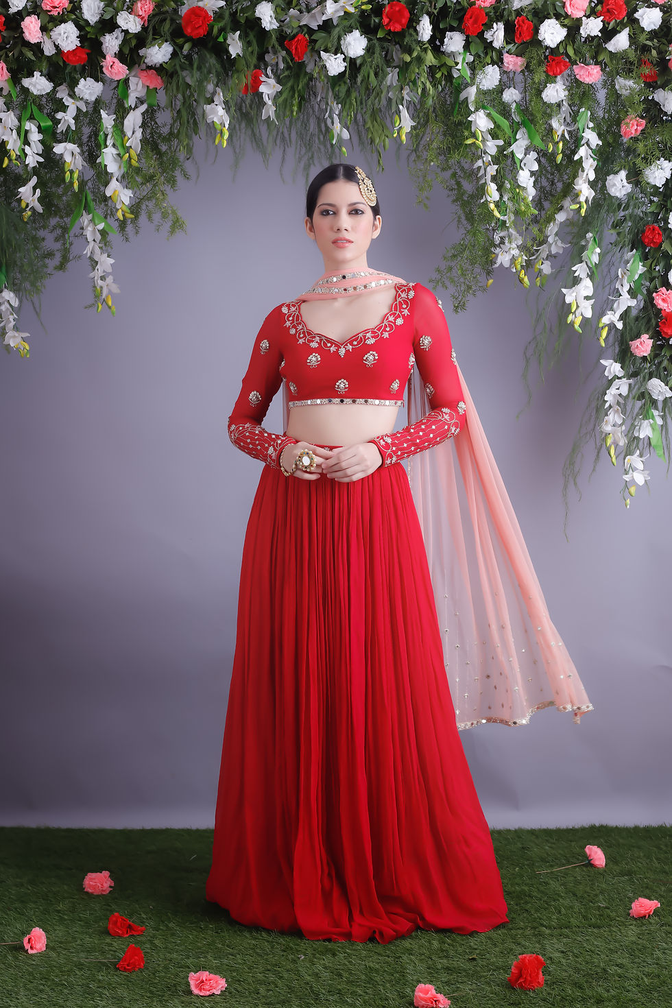 Thumbnail: Rosa Lehenga set