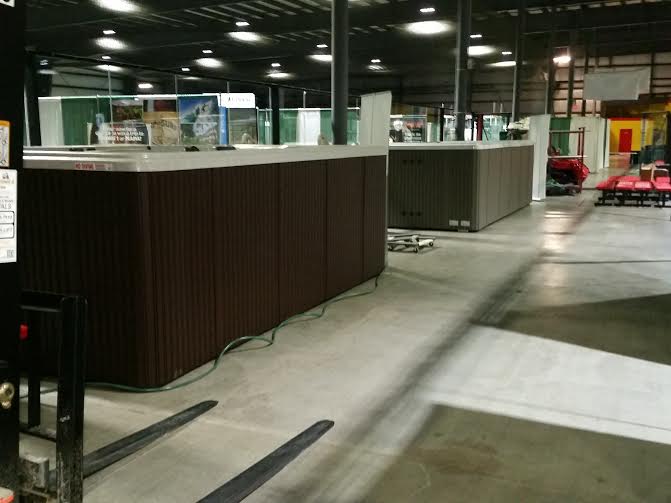 HOME SHOW SET UP