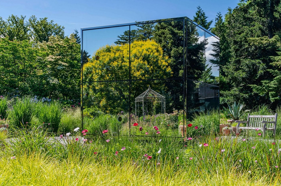 Infinity-Mirrored-Room (2020). Image credit: The New York Botanical Garden