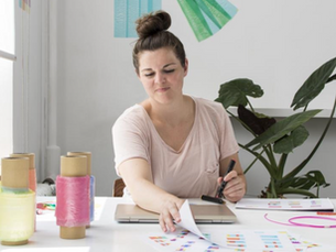 Jessica den Hartog’s Art Made from Recycled Plastic