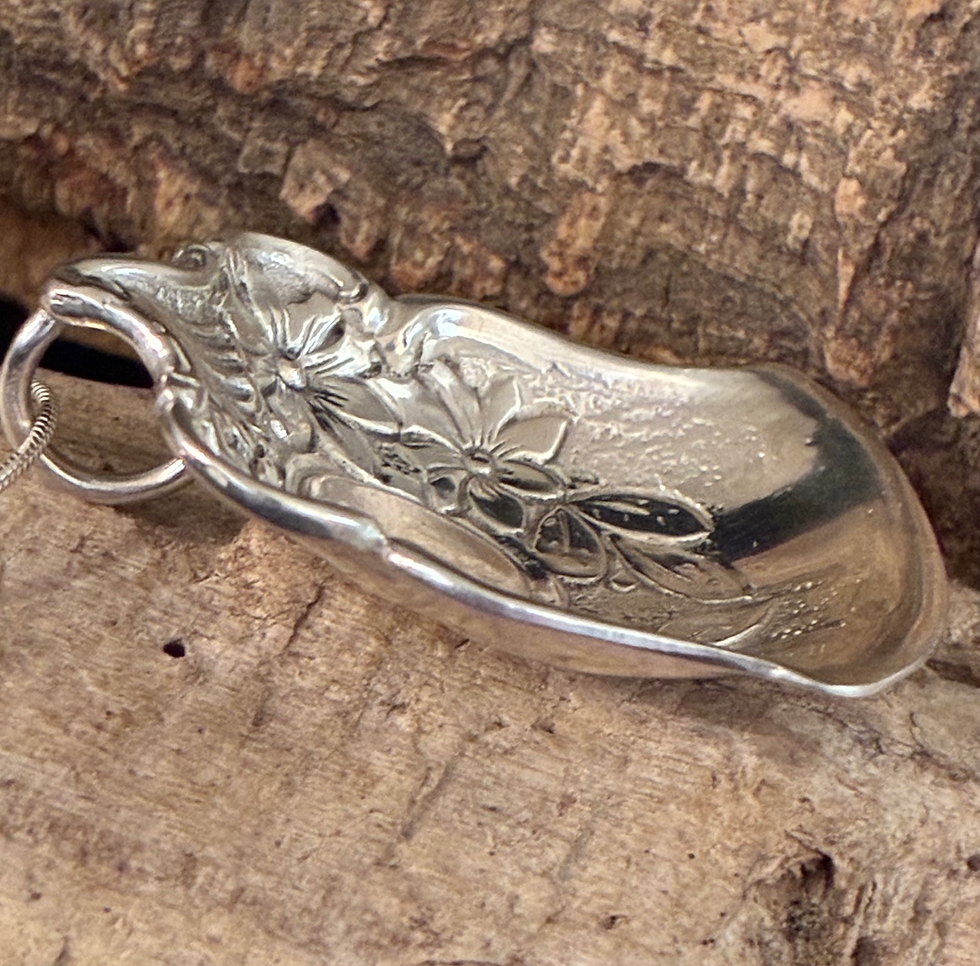 Thumbnail: 800 Continental Solid Silver Sugar Scoop Necklace 