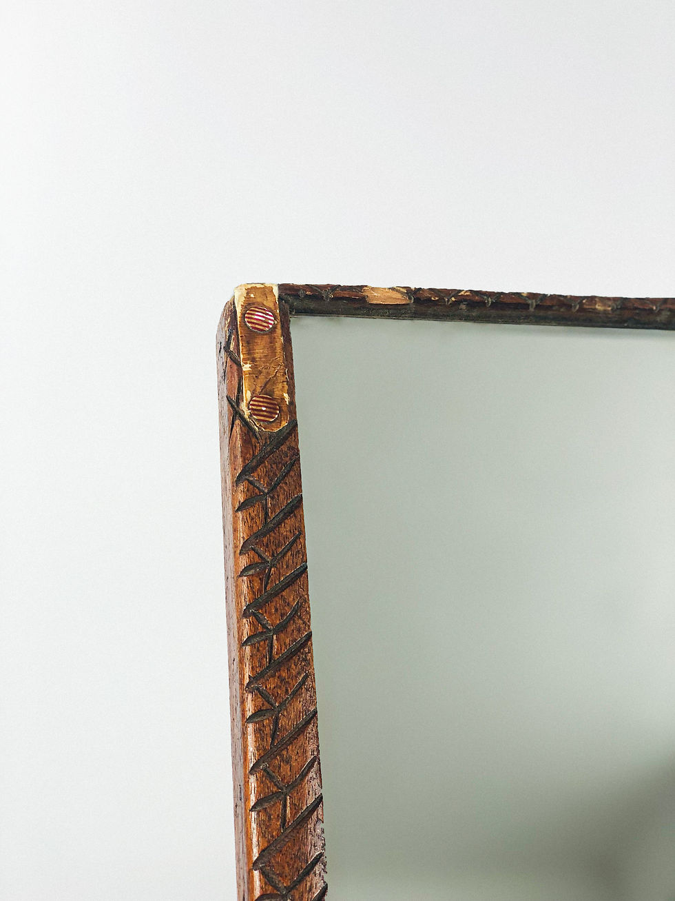 Thumbnail: Mirror
