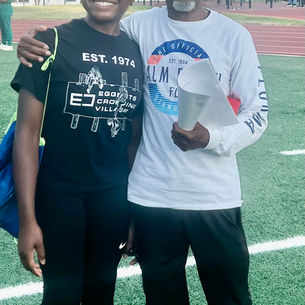 Alicia Riggins Leads ECV Running Club for Summer of 2024